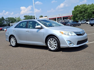 Used 2014 Toyota Camry XLE image 1