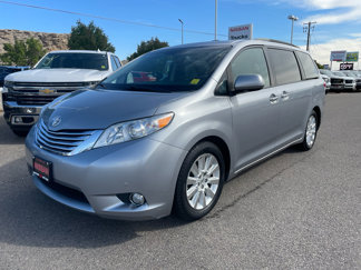 Used 2012 Toyota Sienna Limited image 1