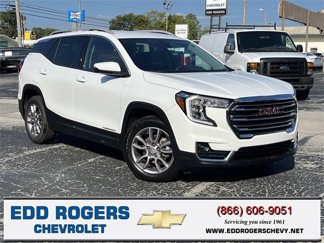 Used 2023 GMC Terrain SLT image 1