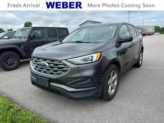 Used 2020 Ford Edge SE image 1