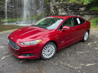 Used 2016 Ford Fusion Energi SE image 1