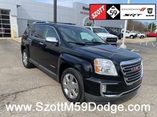 Used 2016 GMC Terrain SLT image 1