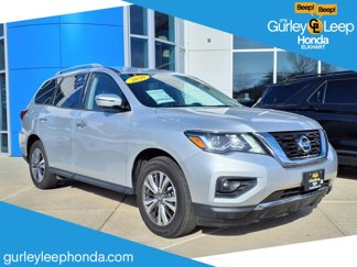 Used 2020 Nissan Pathfinder SL image 1