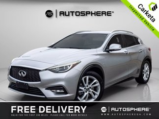 Used 2017 INFINITI QX30 Premium w/ Navigation Package image 1