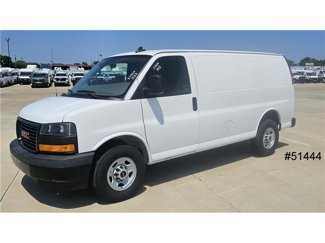 Used 2019 GMC Savana 2500 w/ Driver Convenience Package image 1