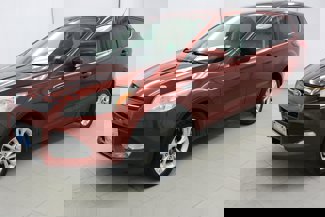 Used 2016 Ford Escape SE image 1