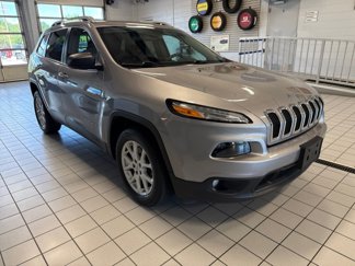 Used 2018 Jeep Cherokee Latitude image 1