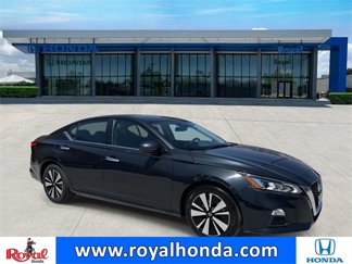Used 2022 Nissan Altima 2.5 SV image 1