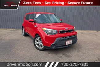 Used 2015 Kia Soul + image 1