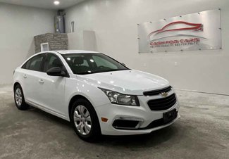 Used 2016 Chevrolet Cruze LS image 1