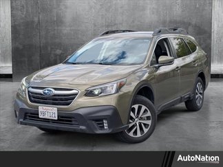 Used 2022 Subaru Outback Premium image 1