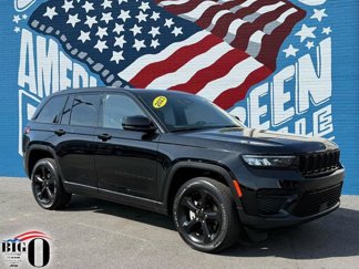 Certified 2023 Jeep Grand Cherokee Altitude image 1