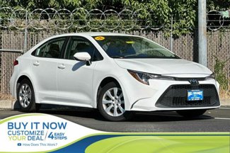 Used 2022 Toyota Corolla LE image 1
