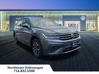 Used 2022 Volkswagen Tiguan S image 1