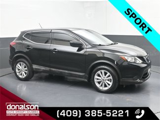 Used 2019 Nissan Rogue Sport S image 1