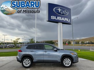 Used 2023 Toyota Corolla Cross LE image 1