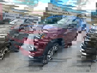 Used 2022 Jeep Compass Limited w/ Elite Group image 1