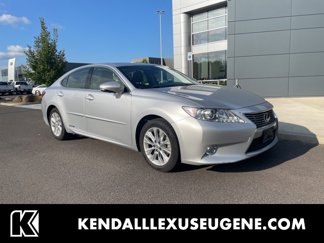 Used 2013 Lexus ES 300h image 1