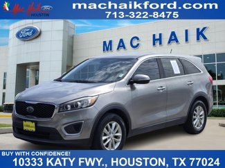 Used 2017 Kia Sorento L image 1