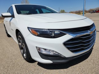 Used 2022 Chevrolet Malibu LT image 1