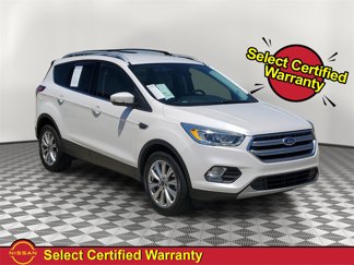 Used 2017 Ford Escape Titanium image 1