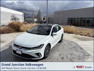 New 2025 Volkswagen Jetta SE image 1