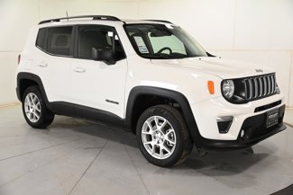 Used 2022 Jeep Renegade Latitude image 1