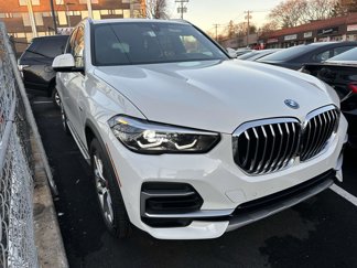 Used 2023 BMW X5 xDrive45e image 1