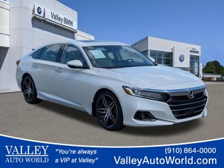 Used 2021 Honda Accord Touring image 1