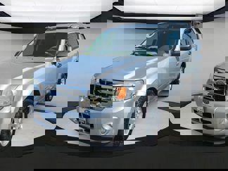 Used 2010 Ford Escape XLT image 1