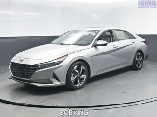 Used 2021 Hyundai Elantra Limited w/ Cargo Package image 1