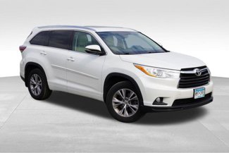Used 2014 Toyota Highlander XLE image 1