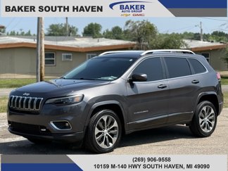 Used 2019 Jeep Cherokee Overland image 1