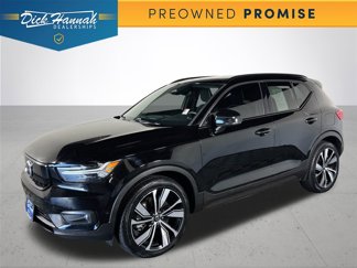 Used 2022 Volvo XC40 P8 Recharge Plus image 1
