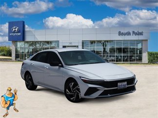 New 2025 Hyundai Elantra SEL image 1