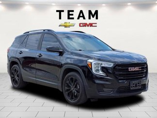 Used 2022 GMC Terrain SLE w/ Driver Convenience Package image 1