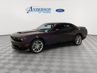 Used 2022 Dodge Challenger GT image 1