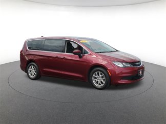 Used 2017 Chrysler Pacifica Touring image 1
