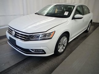 Used 2018 Volkswagen Passat 2.0T SE image 1