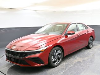 Certified 2025 Hyundai Elantra Limited image 1