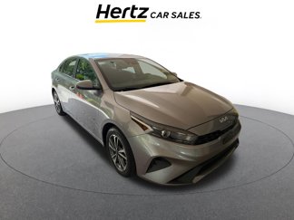 Used 2023 Kia Forte LXS image 1