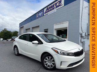 Used 2017 Kia Forte LX video 1