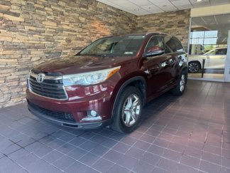 Used 2016 Toyota Highlander Limited image 1