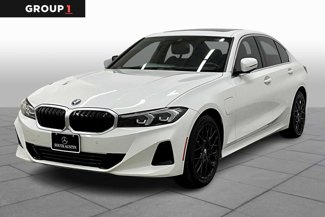 Used 2024 BMW 330e image 1