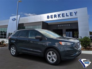 Used 2022 Ford Edge SE image 1