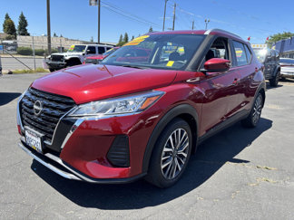 Used 2022 Nissan Kicks SV image 1