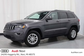 Used 2019 Jeep Grand Cherokee Laredo image 1