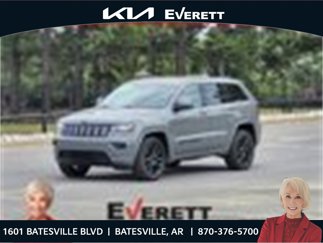 Used 2022 Jeep Grand Cherokee Laredo X image 1