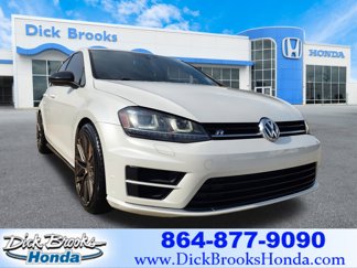 Used 2016 Volkswagen Golf R 4-Door image 1