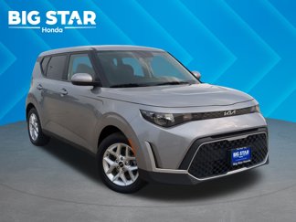 Used 2023 Kia Soul LX w/ Option Group 015 image 1